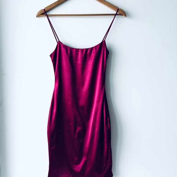 Meshki Dresses & Skirts - MESHKI Burgundy Satin Spaghetti Strap Mini Dress Size XS